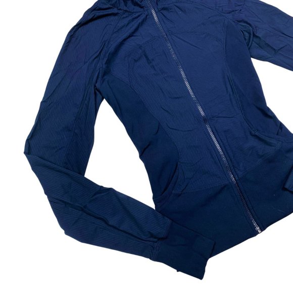 NWOT Lululemon In Flux Jacket (4) - Picture 4 of 8